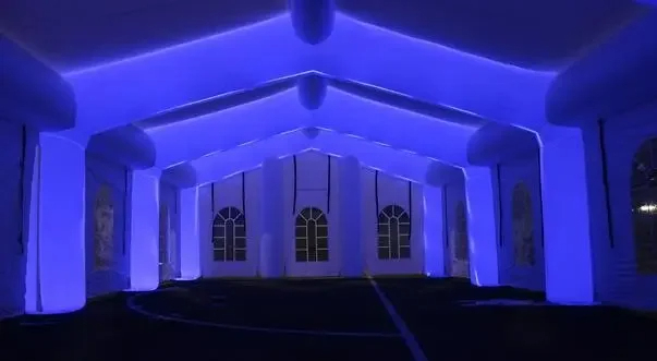 Tenda Insuflável para Eventos com Luz LED - Image 4