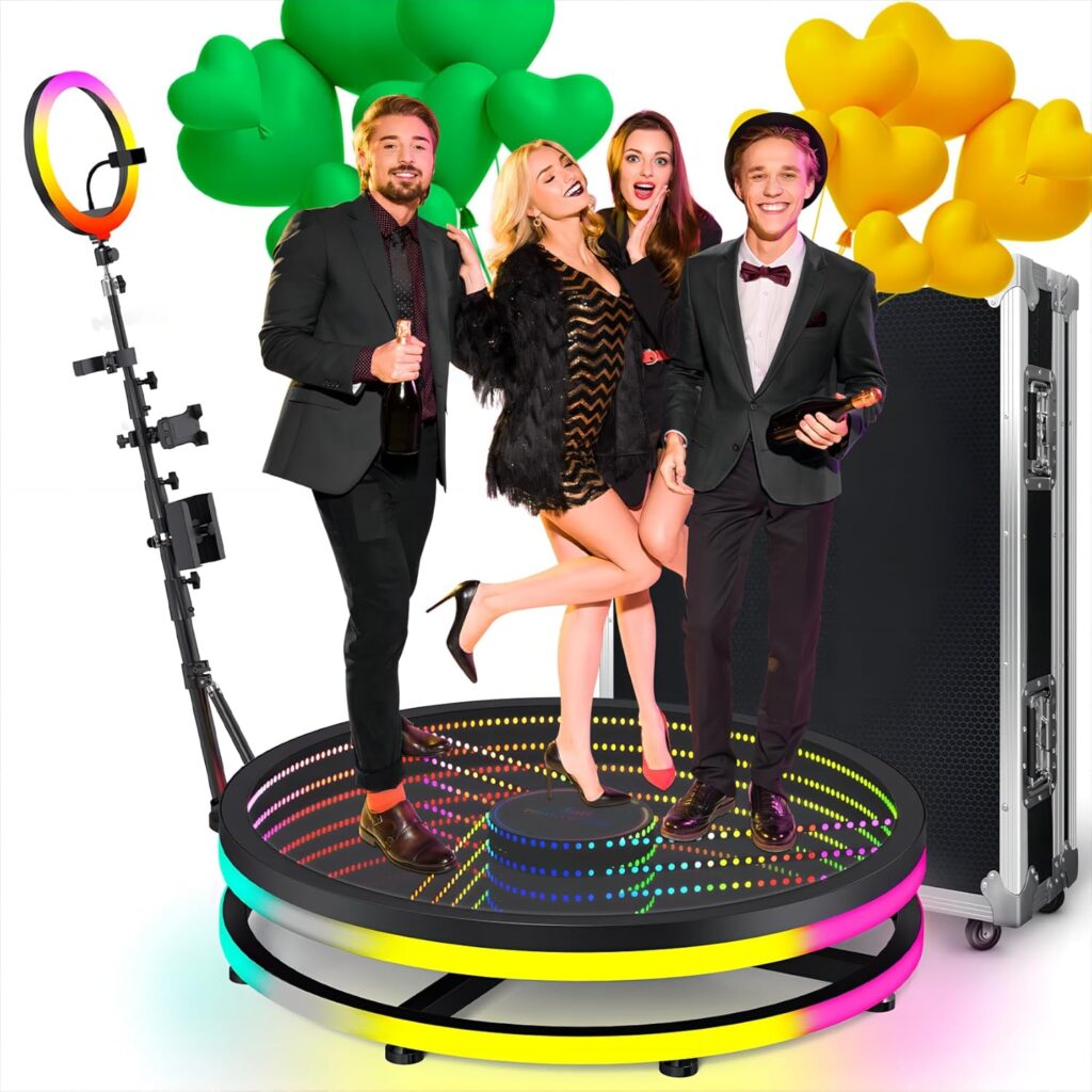 Convidados a divertir-se na plataforma 360 video booth em casamento